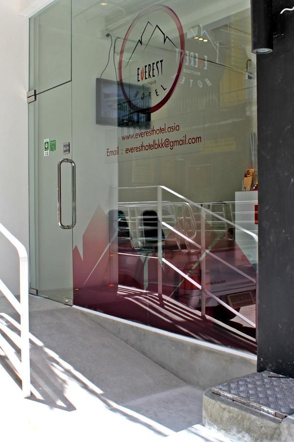 Everest Boutique Hotel Bangkok Exterior photo