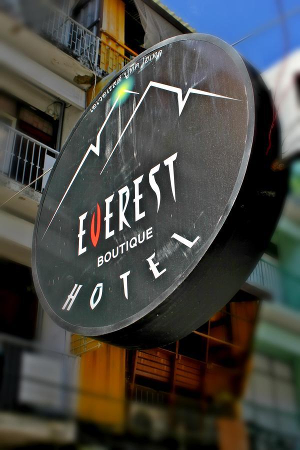 Everest Boutique Hotel Bangkok Exterior photo